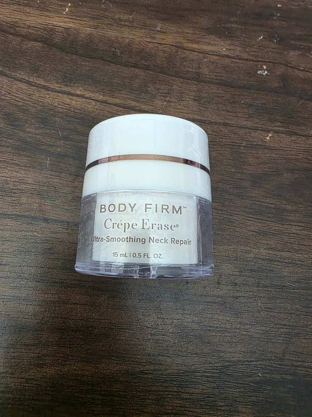 New Dealed Body Firm Crepe Erase Ultra-Smoothing Neck Repair 0.5 Fl Oz Fresh